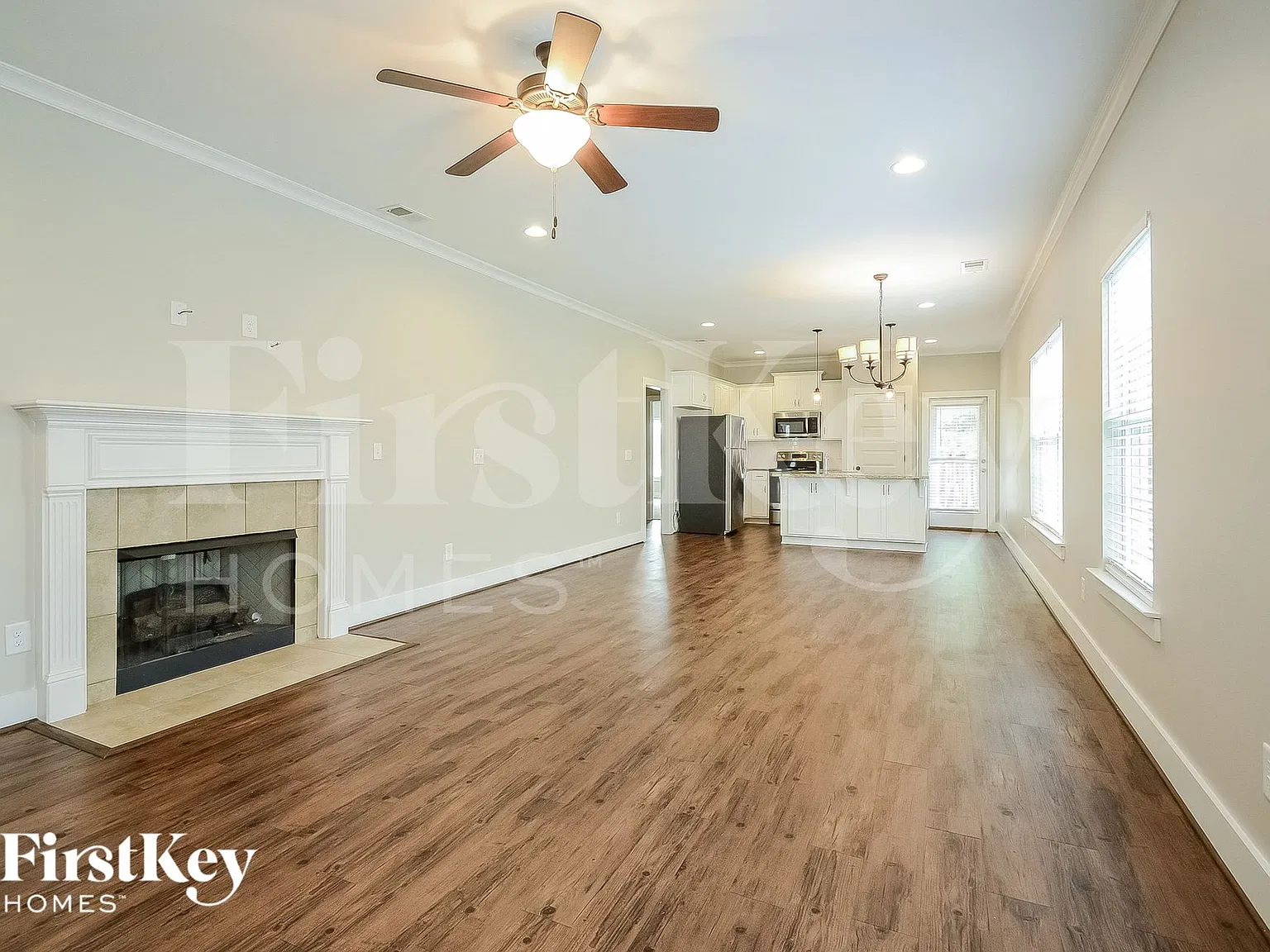 4 bed, 3.0 bath, 1770 sqft, $2,705 — Photo 3