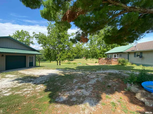 12900 N Ball Rd, Lewistown, IL 61542