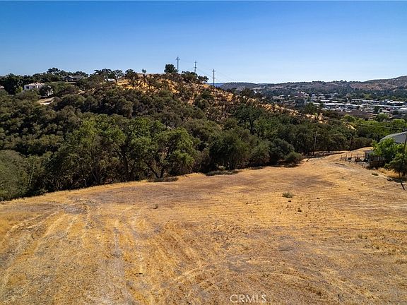 5th image of 420 Creston Rd #M