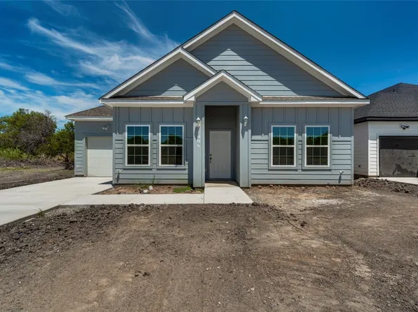 1006 Smith St, Ennis, TX 75119