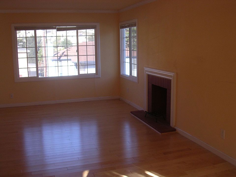 2nd image of 737 Larch Ave