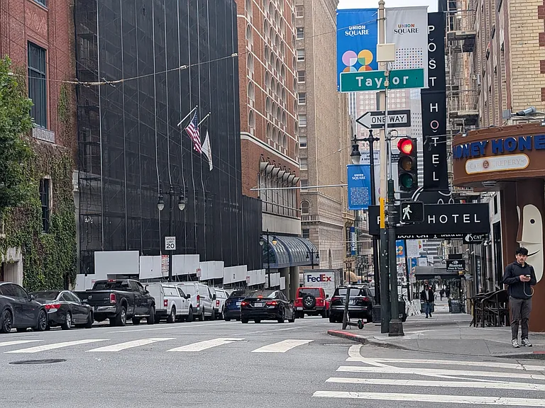 The Langham Apartments — Photo 42