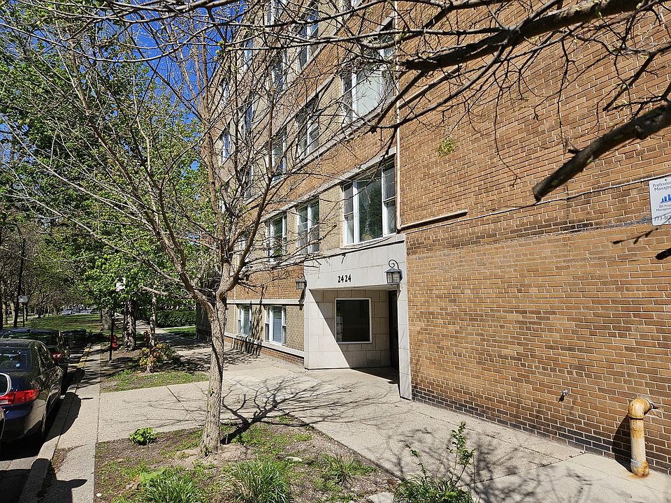 1st image of 2424 W Estes Ave APT 4B