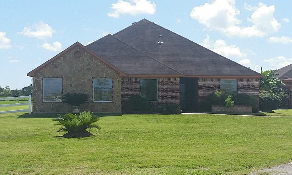 2nd image of 2418 County Road 60