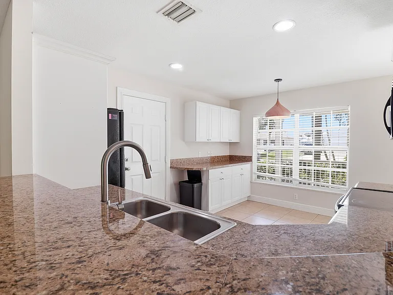 5802 SE Wesley Ave — Photo 28
