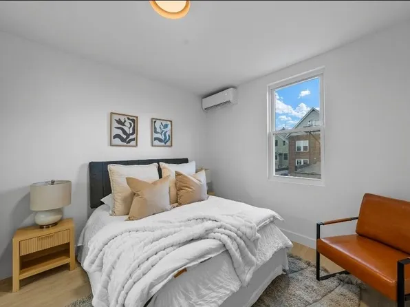 336a Danforth Avenue image 15 of 27