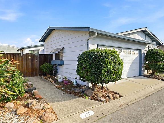 2nd image of 1225 Vienna Dr Spc 925