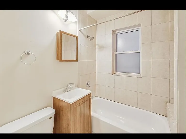4529 S Prairie Ave #1S — Photo 6