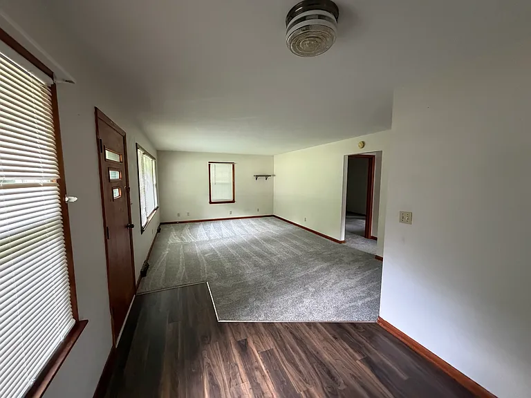621 Shadoway Dr — Photo 5