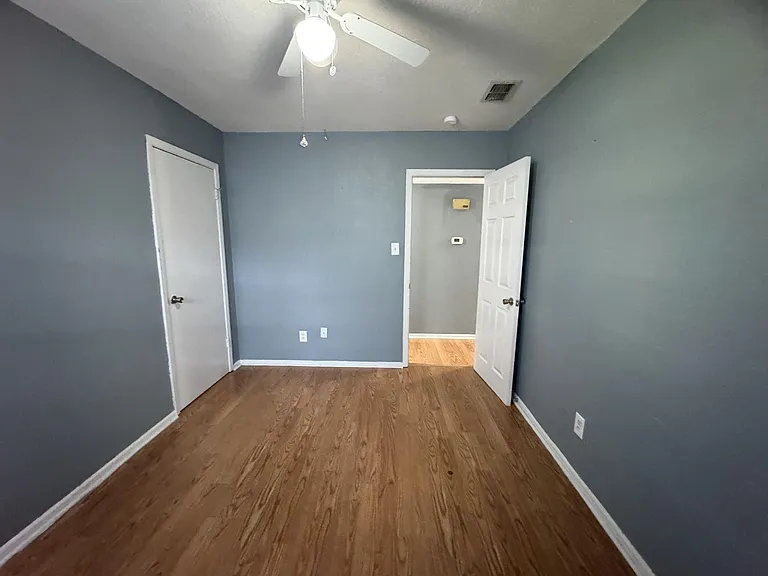 801 Park Plaza Dr — Photo 19