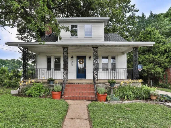 8717 Forest Ave, Saint Louis, MO 63114