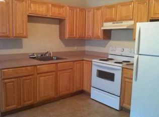 89 Plympton St #12, Middleboro, MA 02346