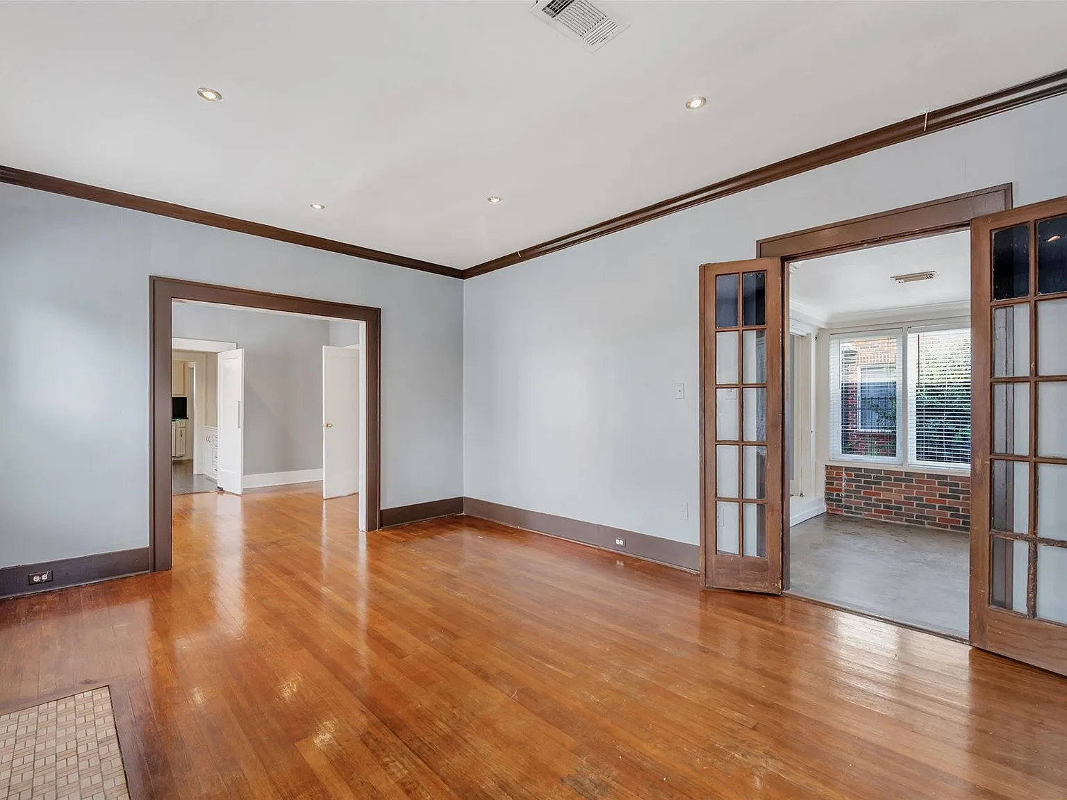 2 bed, 2.0 bath, 1375 sqft, $1,800 — Photo 4
