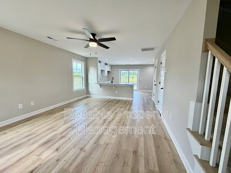 2 bed, 2.5 bath, $1,450 — Photo 3