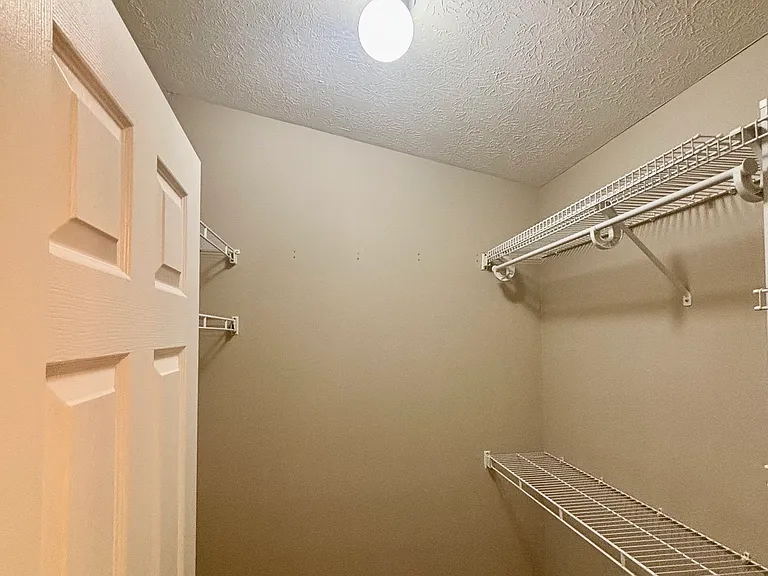 10405 Trotters Pointe Dr #204 — Photo 50
