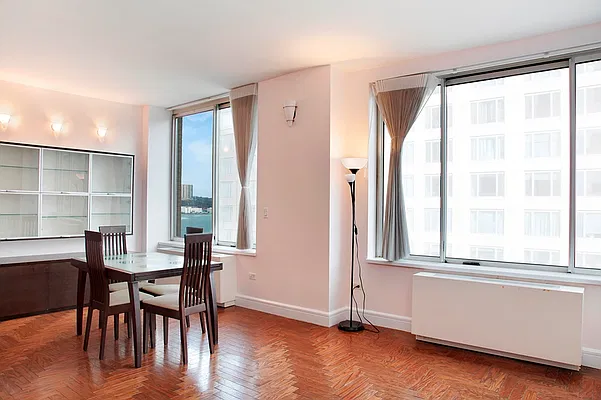 Rented by Corcoran | media 12