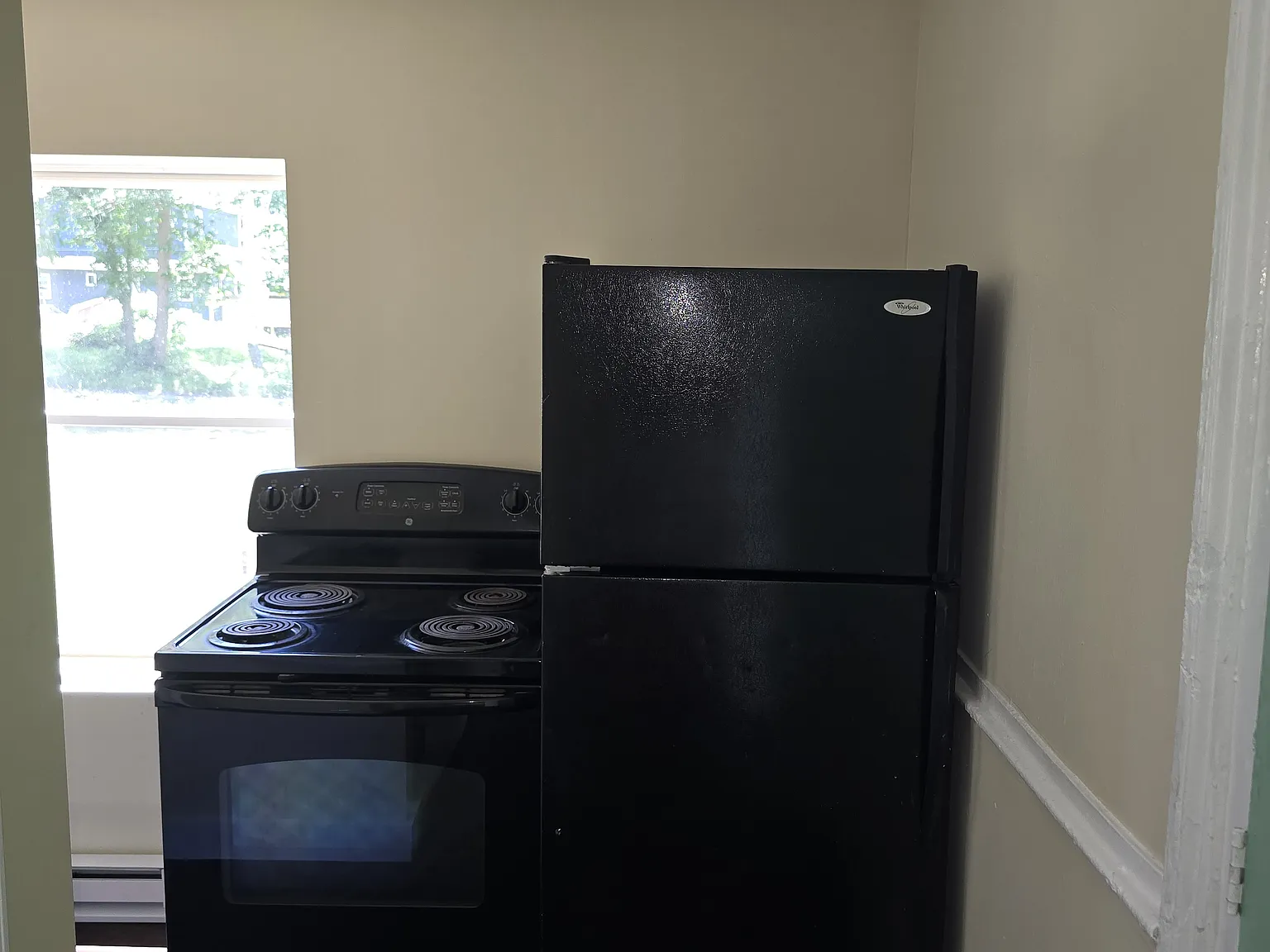 Studio, 1156 sqft, $1,150 — Photo 3
