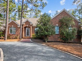 125 Pine Vista Dr, Pinehurst, NC 28374