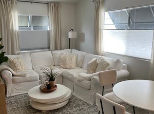 612 1/2 Heliotrope Ave #1/2, Corona Del Mar, CA 92625