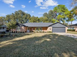 1505 Oak Glen Ct, Arlington, TX 76012