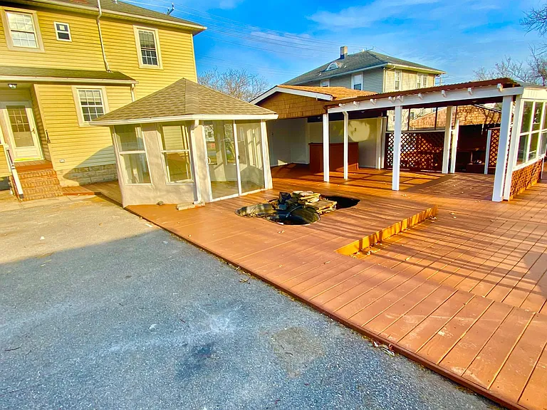 1225 Linden Ave — Photo 17