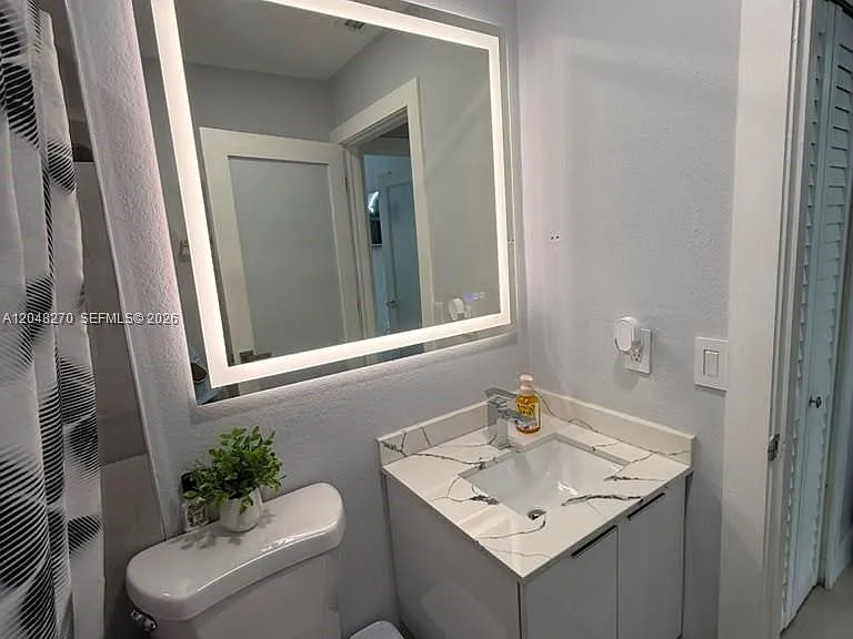 14305 SW 182nd Ter — Photo 6