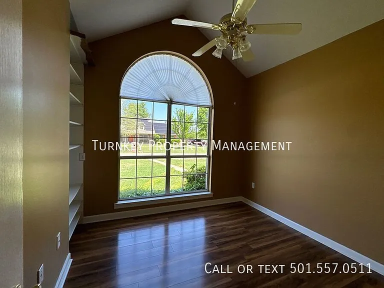 18 Kimberly Dr — Photo 6