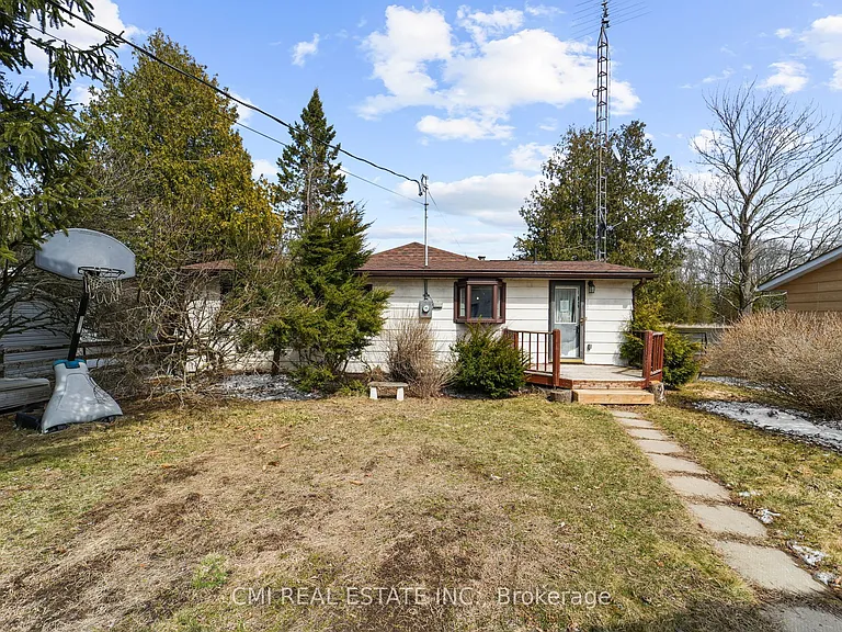 222 Centennial Ln — Photo 2