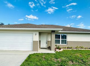 1045 Cumberland Rd, Venice, FL 34293