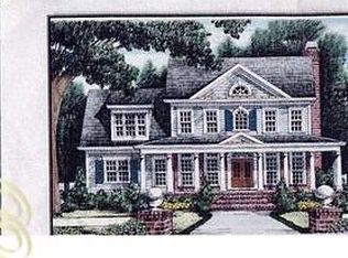 1800 Porter Rd, White Lake, MI 48383