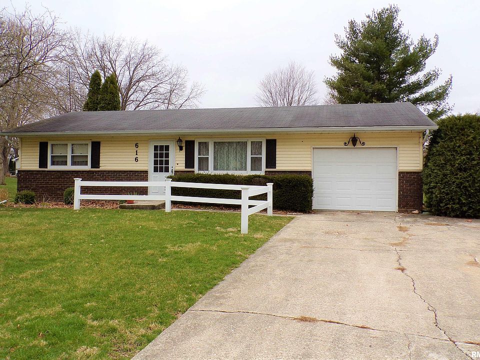 616 S Gilson St, Knoxville, IL 61448 Zillow