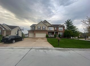 2026 Crimson Meadows Dr, O'Fallon, MO