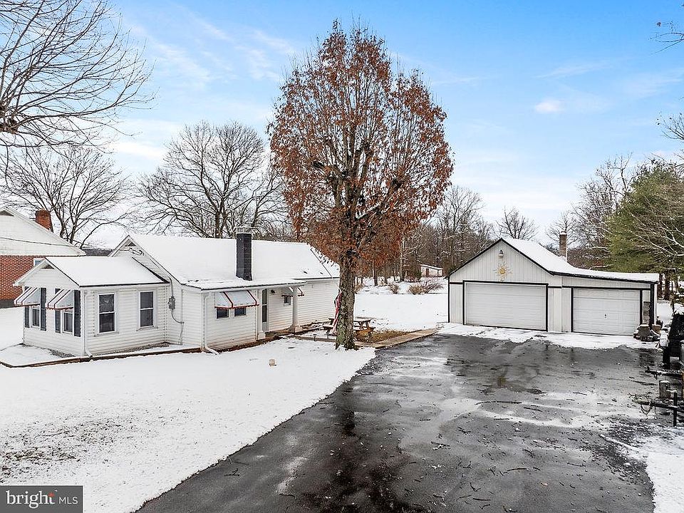 1st image of 321 Barlow Two Taverns Rd