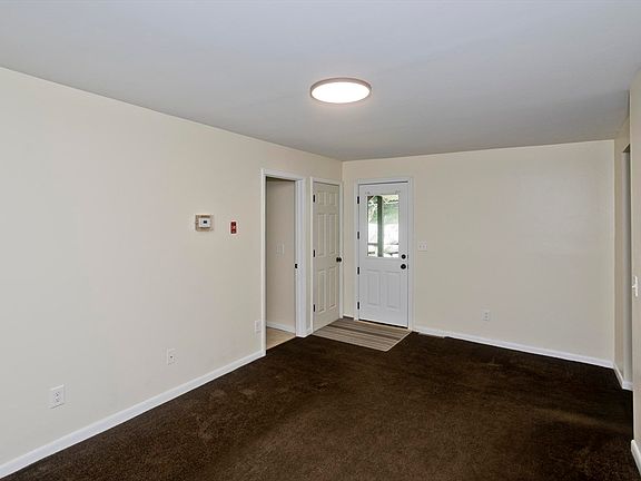 3rd image of 15 Bridge St