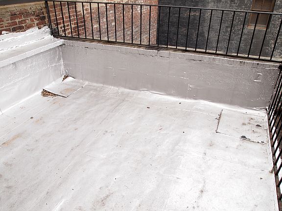4th image of 145 W 80th St