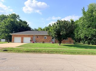 415 W Maple St, Mexico, MO 65265