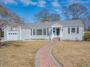 52 Cherry St, Barnstable, MA 02630