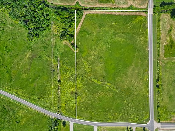5th image of 1705 Airport Pkwy