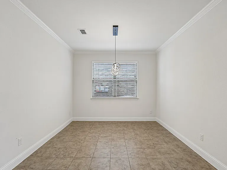 7228 Ridgepoint Dr — Photo 9