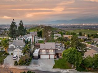 11233 Cadbury Dr, Riverside, CA 92505