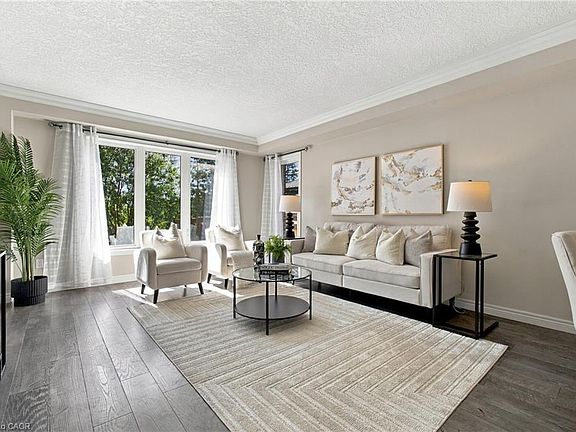 5th image of 235 William St