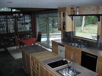 4th image of 3401 Juniper Dr