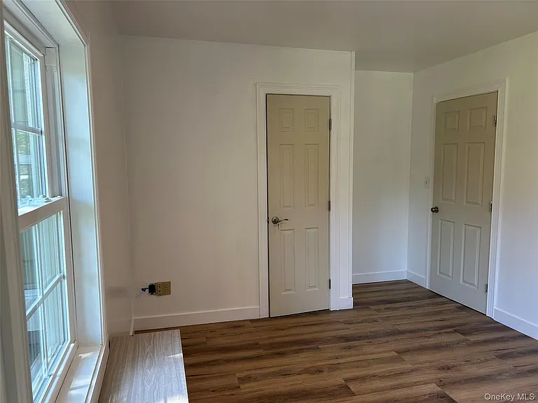 346 Meadow Ave — Photo 13