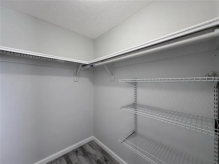 3445 Sarto Ln — Photo 17