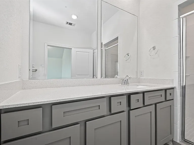 4743 Glen Isle Dr — Photo 27