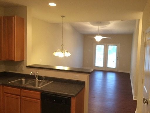 2nd image of 632 Condo Club Dr Unit 206