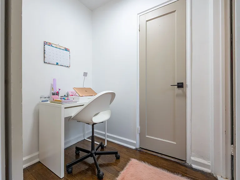 246 Edgar Pl — Photo 17