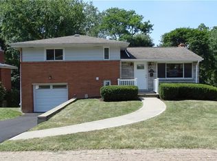 426 Saratoga Dr, Pittsburgh, PA