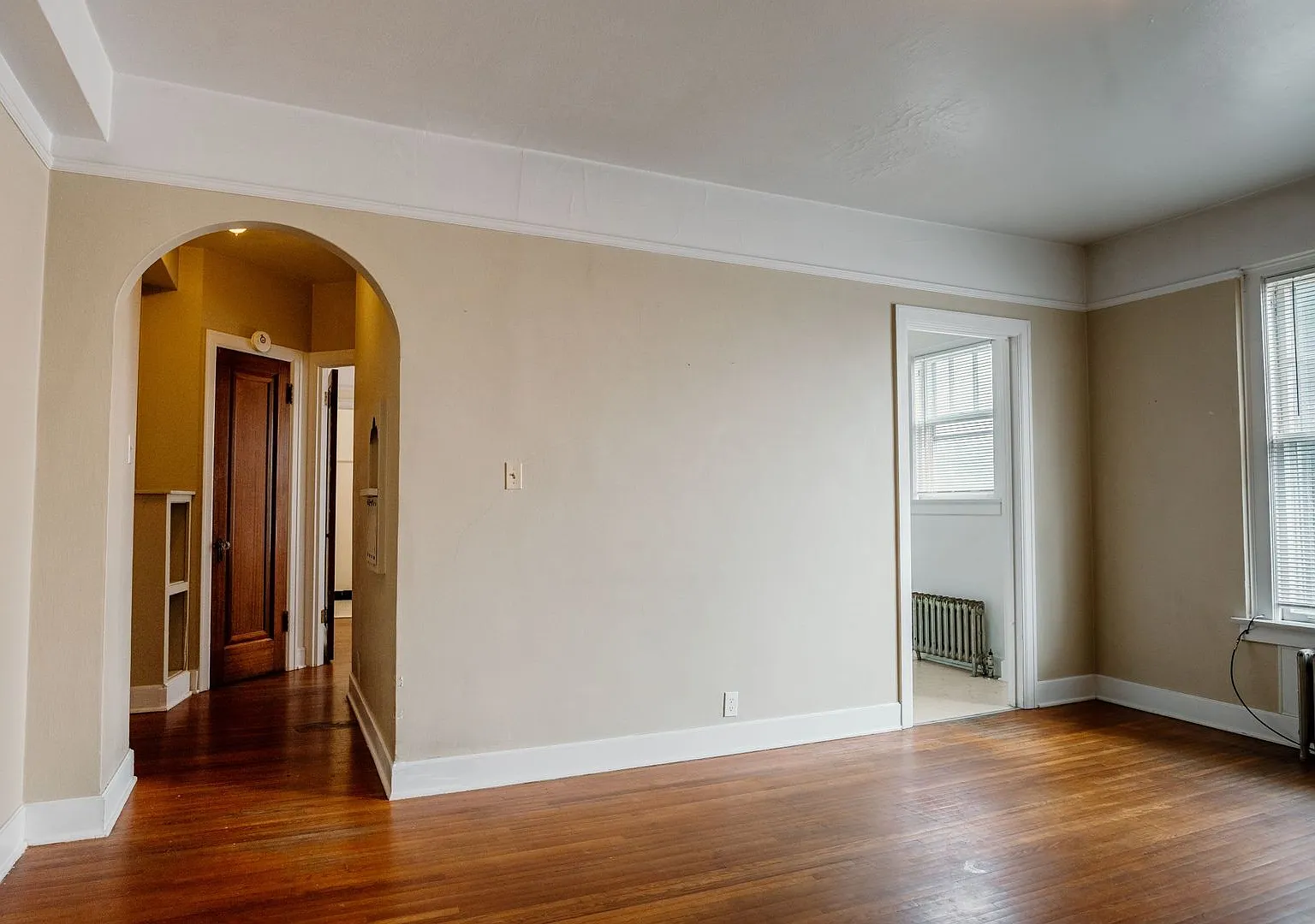 Dearborn Apartments — Photo 3
