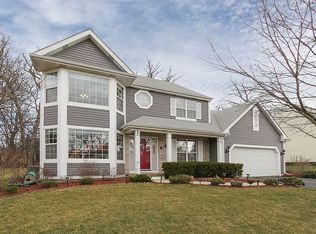 663 White Oak Ln, Bartlett, IL 60103